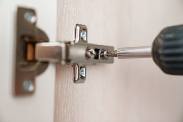 Cupboard Hinge Repair in Decatur